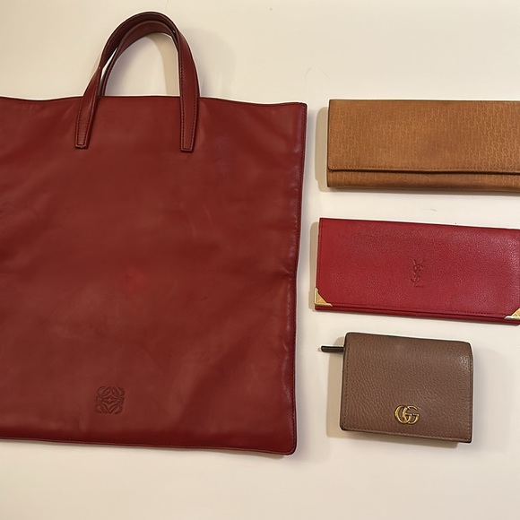 Assorted Louis Vuitton, Gucci, Loewe,MCM, YSL,Christian Dior handbags & wallets - Picture 2 of 16